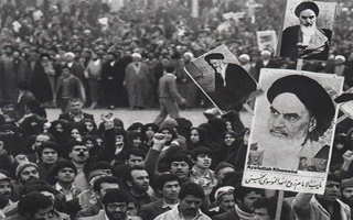 انقلاب اسلامی در روایات